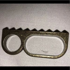 BRONZE 3 finger ring PYRAMID STUDS SO UNIQUE WOW